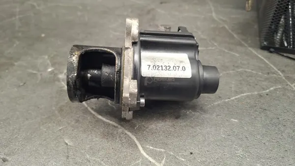 Válvula AGR Pierburg 7.02132.07.0 image 4