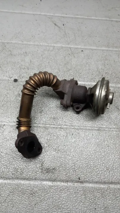 Gebrauchtes EGR-Ventil für Chevrolet Nubira 2.0TD image 2