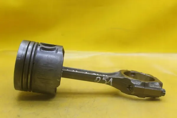 Piston & Bielle VW T4 2.4D AAB 079119 074B image 9