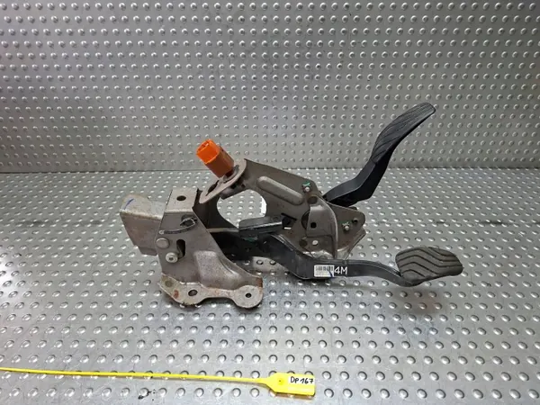 Kaasu- & Jarrupolkimet OEM S25154883 Nissan Qashqai image 3