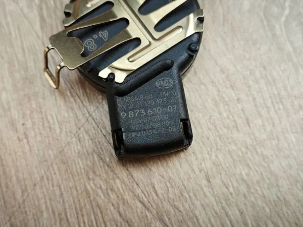 BMW Regen- & Schemersensor OEM 9873610 - Gebruikt image 3
