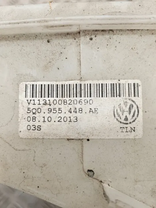 Scheibenwaschbehälter OEM 5Q0955448AE Audi A3 8V image 5