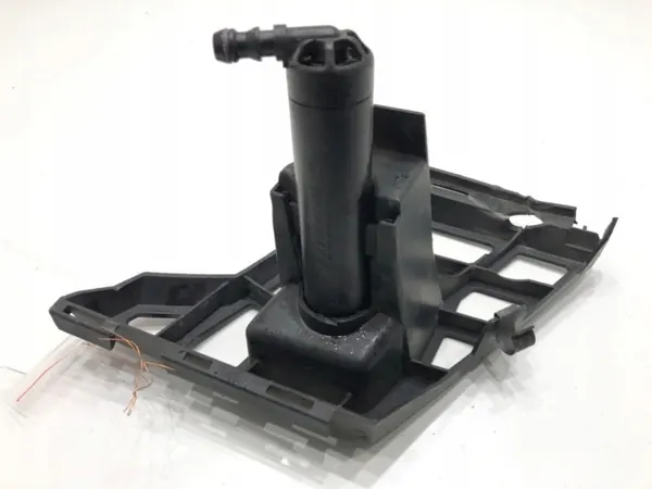 Strålkastartvättare höger fram OEM 5L0955966 för Skoda Yeti image 3