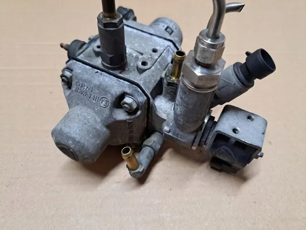 Redutor de pressão CNG OEM 9269943 para Opel Zafira B image 4