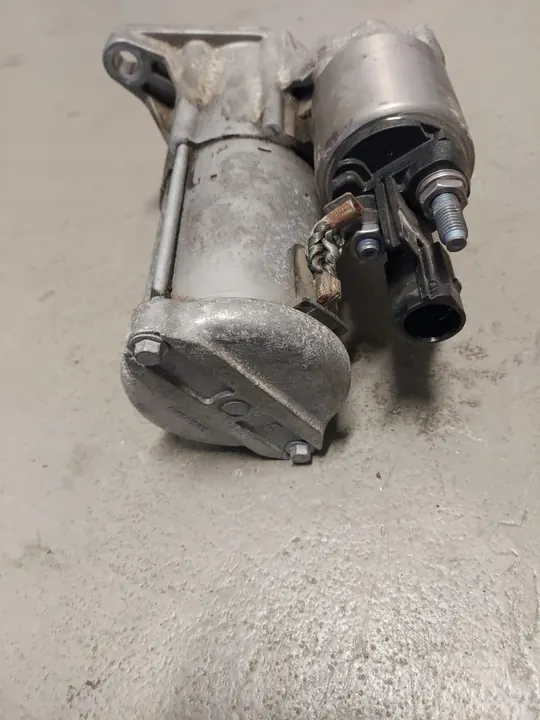 Motor de arranque Volkswagen Tiguan OE 02E911022H image 5