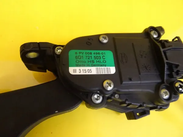 Kaasun asentotunnistin Skoda Fabia I image 2