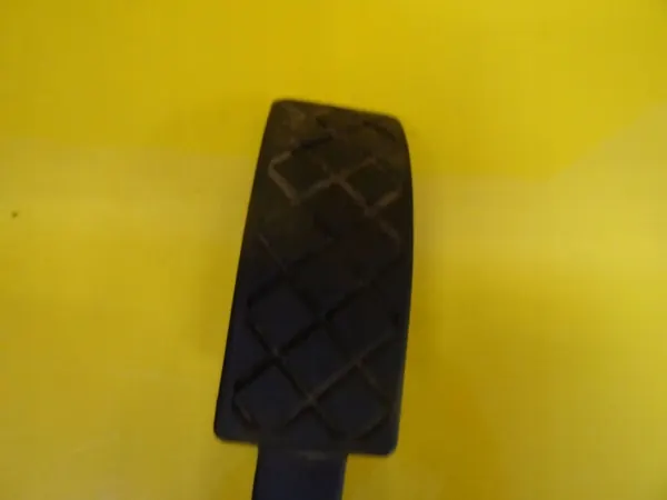 Kaasun asentotunnistin Skoda Fabia I image 4