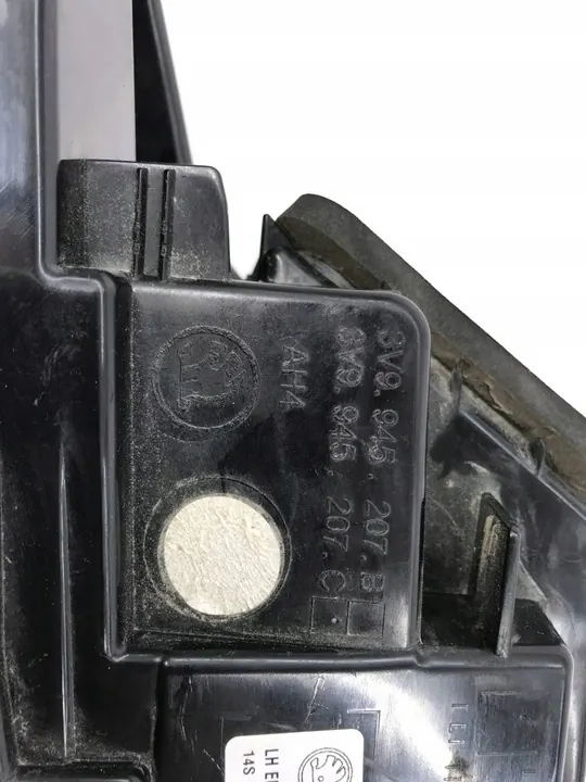 LÁMPARA TRASERA IZQUIERDA SKODA SUPERB III 3 3V9 image 10