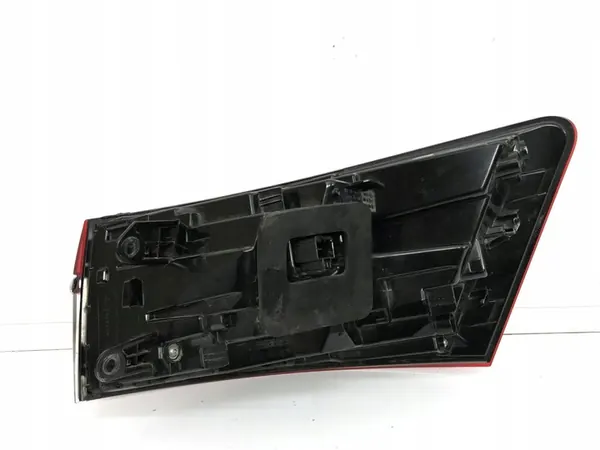 LÁMPARA TRASERA IZQUIERDA SKODA SUPERB III 3 3V9 image 7