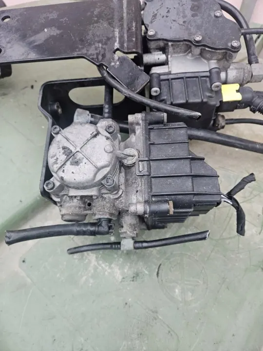 Wabco Taka-akselin Modulaattoriventtiili OEM 4801066070 image 2