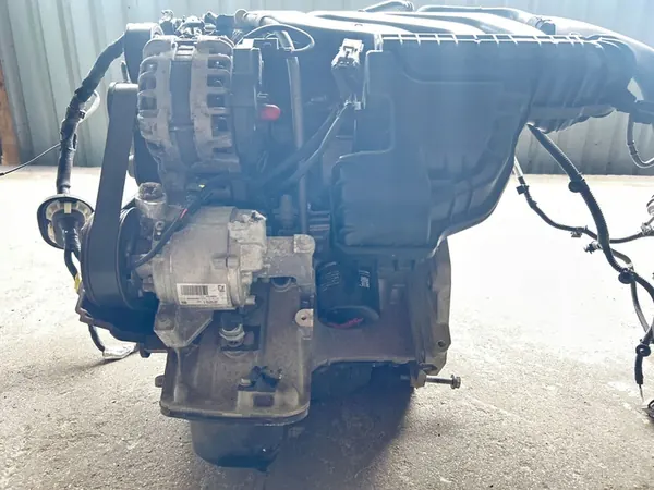 Smart ForFour II W453 Moottori 2018 110116559R image 9