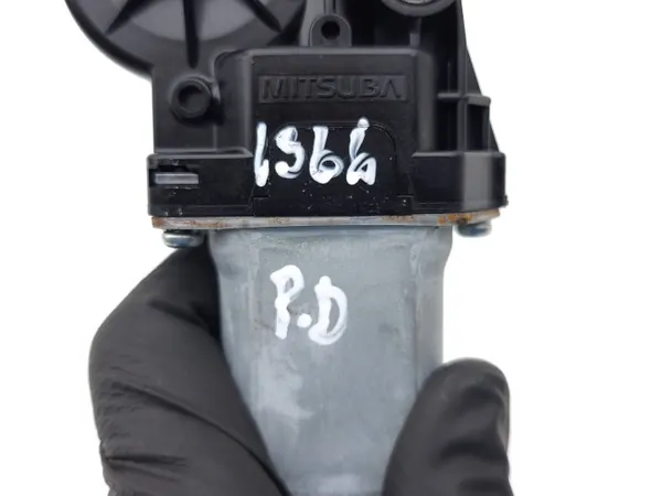 Honda CR-V Istuimen moottori OEM 213742432200 image 7