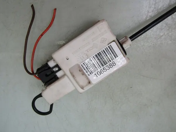 OEM 8200032984 Atuador Tampa Combustível Trafic II/Vivaro image 4