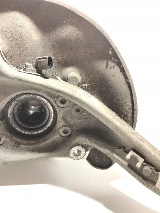 OEM 4G0407242D Etupyörän navan Audi A7 S7 4G image 4