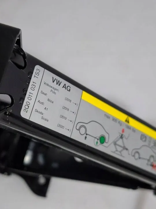 Insert de boîte à outils Seat Ibiza V 2019 OEM 2Q0011031 image 8