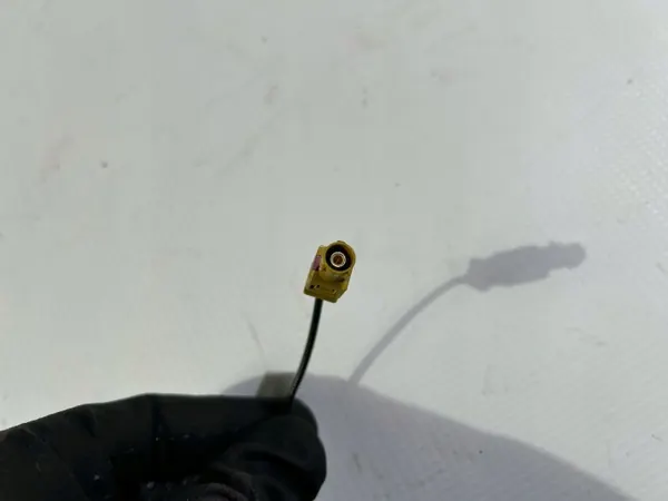 Ford F150 GPS-antenni OEM 9L3T19C175AE Evä image 3