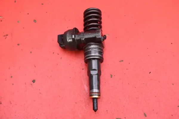 Bomba de inyección OEM 038130073BA para Audi A4 B6 1.9 TDI image 2