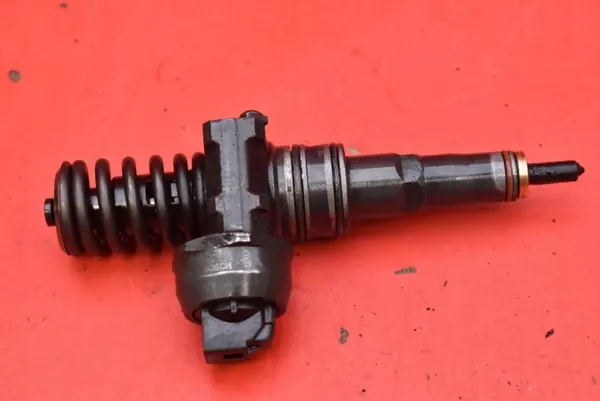 Bomba de inyección OEM 038130073BA para Audi A4 B6 1.9 TDI image 3