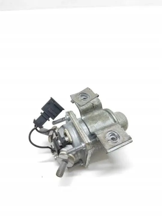 Relais VW OEM 3D0919433 pour Phaeton 3.2L Essence image 3
