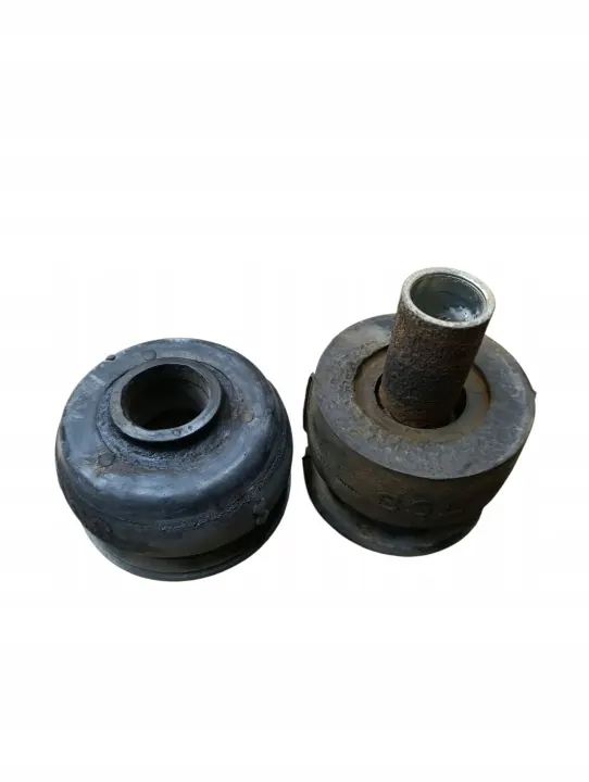 Ala-iskuvaimen kiinnike OEM 522060C010 Toyota Sequoia image 5