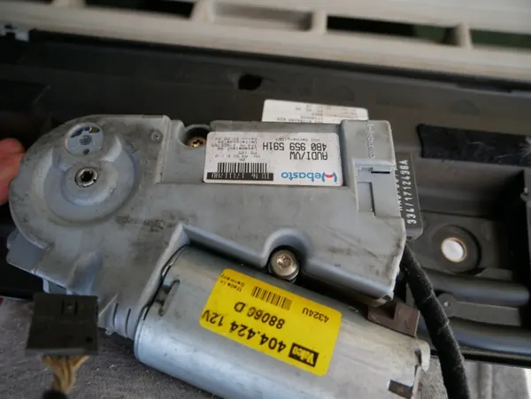 Audi A6 C5 Avant Panoramadach-Scheibe OEM 8D0877255C image 5