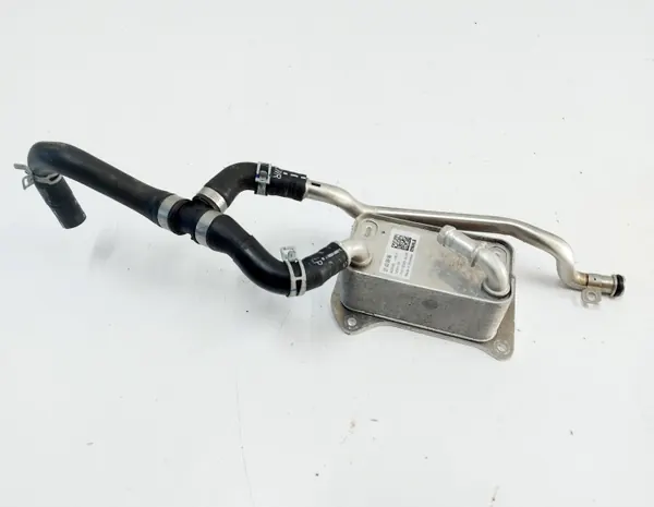 Öljynjäähdytin OEM 31439996 Volvo S60 III 2.0 Mild Hybridille image 3