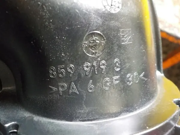 AUDI A4 B8 A5 A6 C6 3.2 FSI Ansaugkrümmer 06E133619 image 3