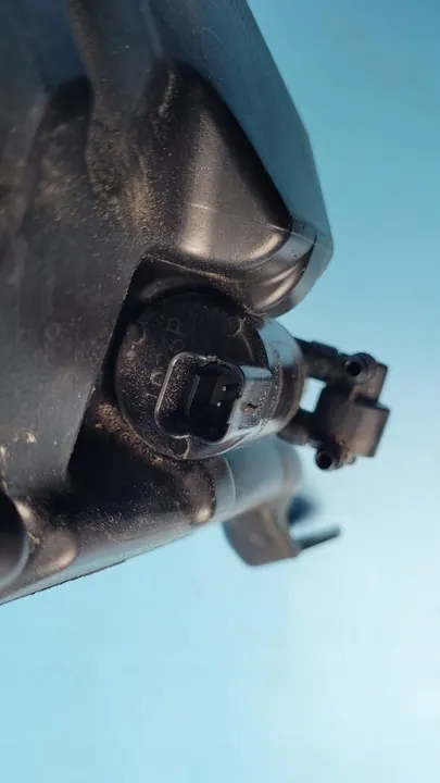 Ruitensproeiervloeistof tank PEUGEOT 308 III P5 9843214980 image 3