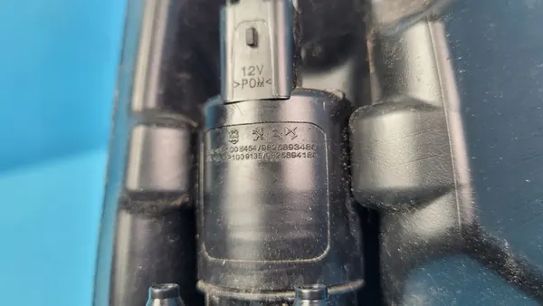 Ruitensproeiervloeistof tank PEUGEOT 308 III P5 9843214980 image 4