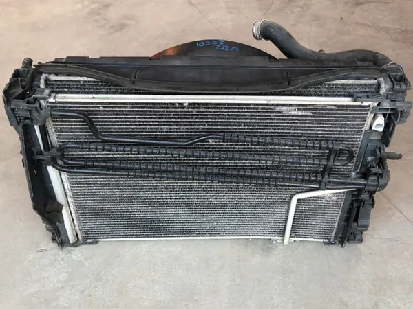 Kylarfläkt OEM A2045000393 Mercedes W212 image 3