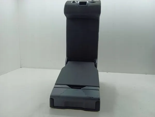 BMW AMD107105 achterste armsteun voor 5-serie F10/F11 image 2