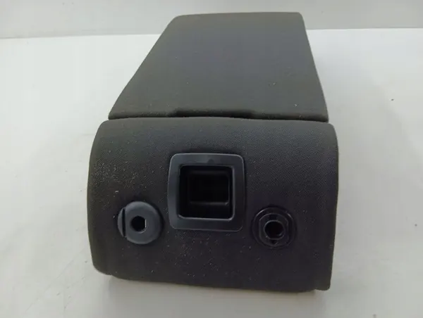 BMW AMD107105 achterste armsteun voor 5-serie F10/F11 image 6