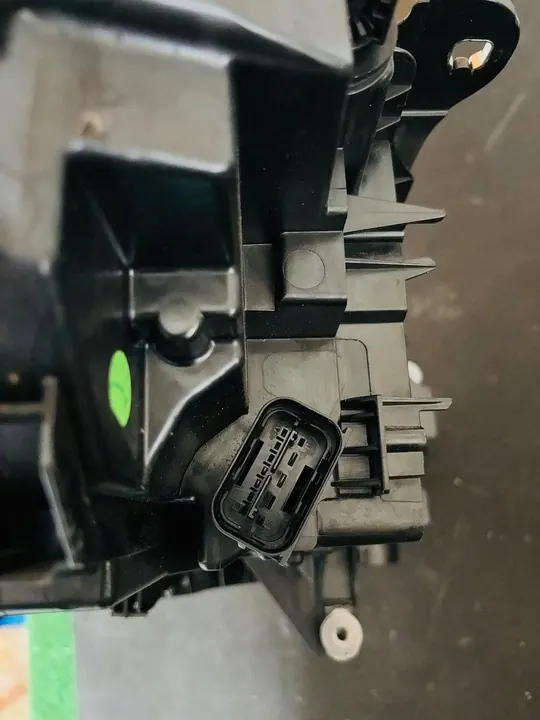 Farol Esquerdo BMW F40 Série 1 LED Europa image 9