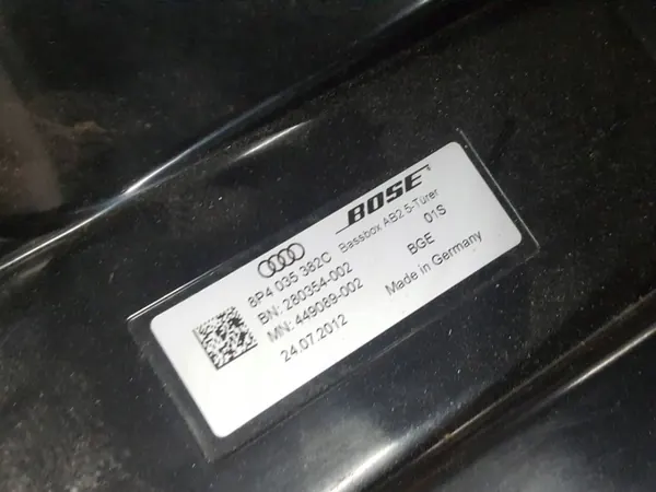 Audi A3 8P Bose Kaiuttimet OEM 8P4035223D Käytetty image 3
