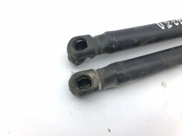 OEM 5802A007 Atuador esquerdo de porta-malas para Citroën C-Crosser image 4