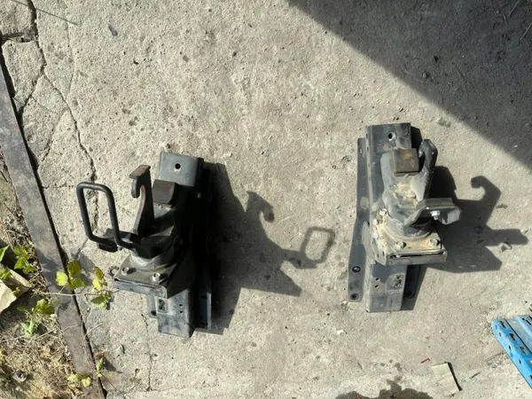 Fahrerkabinen-Schloss OEM ZAMEK KABINY für Maxity Cabstar 13-19 image 2