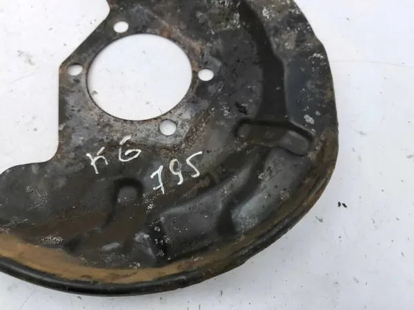 Nissan Qashqai 2020 Vänster bakre bromssköld OEM AMD125617 image 6