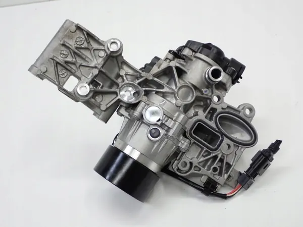 Alojamento Termóstato Bomba Água OEM 8490651 BMW Série 1 image 4