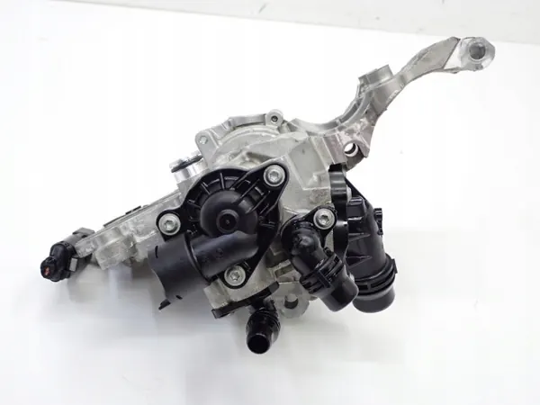Alojamento Termóstato Bomba Água OEM 8490651 BMW Série 1 image 5
