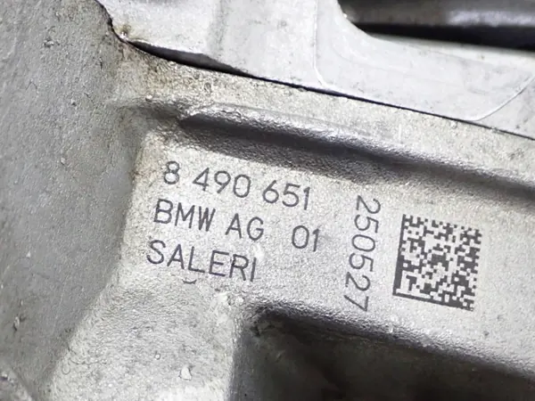 Alojamento Termóstato Bomba Água OEM 8490651 BMW Série 1 image 7