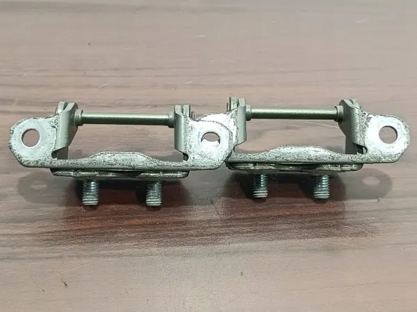 Subaru Forester takaluukun saranat OEM FBZ26175 image 5