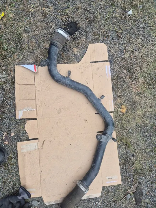 Turboilmaputki OEM 7L6145795S Audi Q7 Touareg image 2
