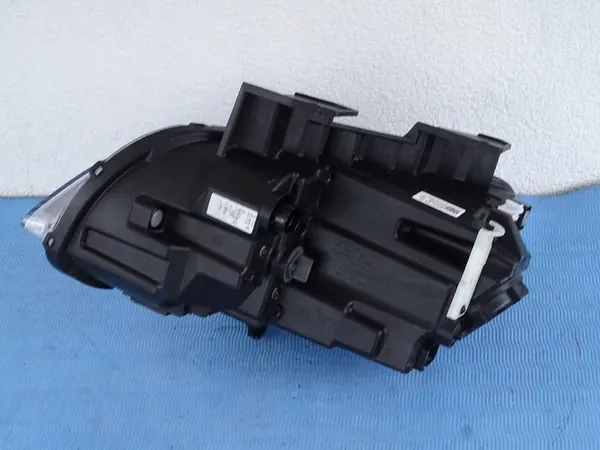 Lámpara delantera derecha Hyundai Kona I 92102J9500 image 6