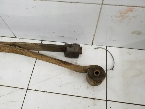 Ford Connect Hinterfeder OEM ARA177555 - Gebraucht image 3