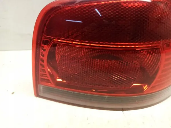 Audi A3 03-08 Luz Trasera Derecha 8P0945096A image 4