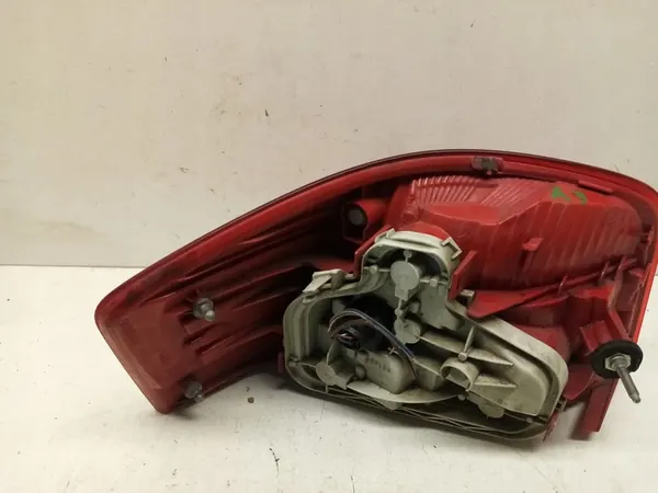 Audi A3 03-08 Luz Trasera Derecha 8P0945096A image 9