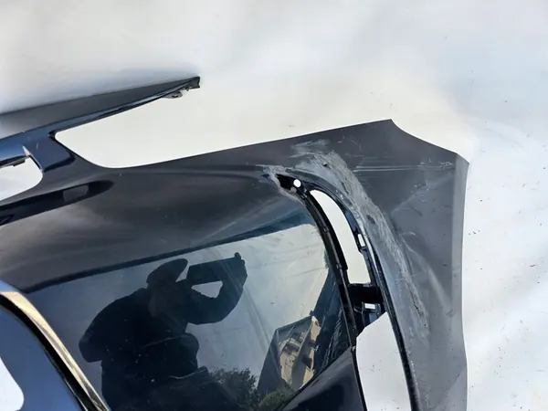 Paraurti anteriore Toyota Prius Plus 2011-2015 OEM image 5