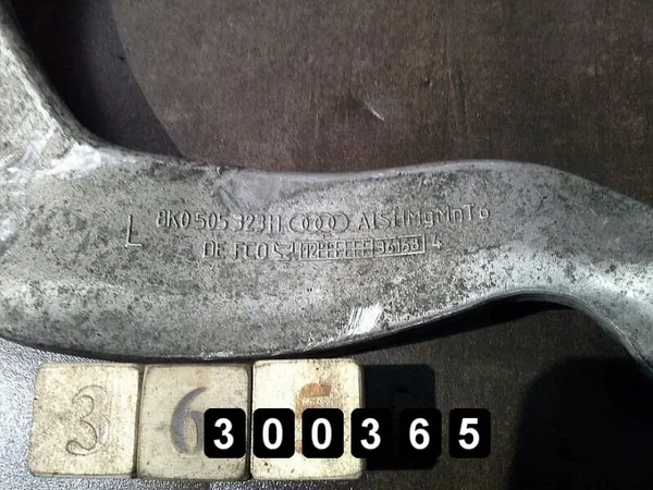 Brazo de suspensión Audi OEM AM-300365 - Usado image 2