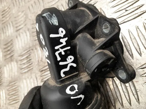 Soupape d'admission Porsche MACAN 2021 06M121678F image 4