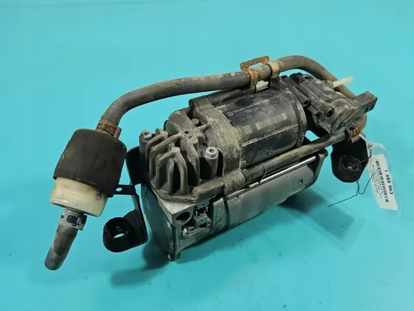 Bomba de suspensión Mercedes OEM A2123200404 image 2